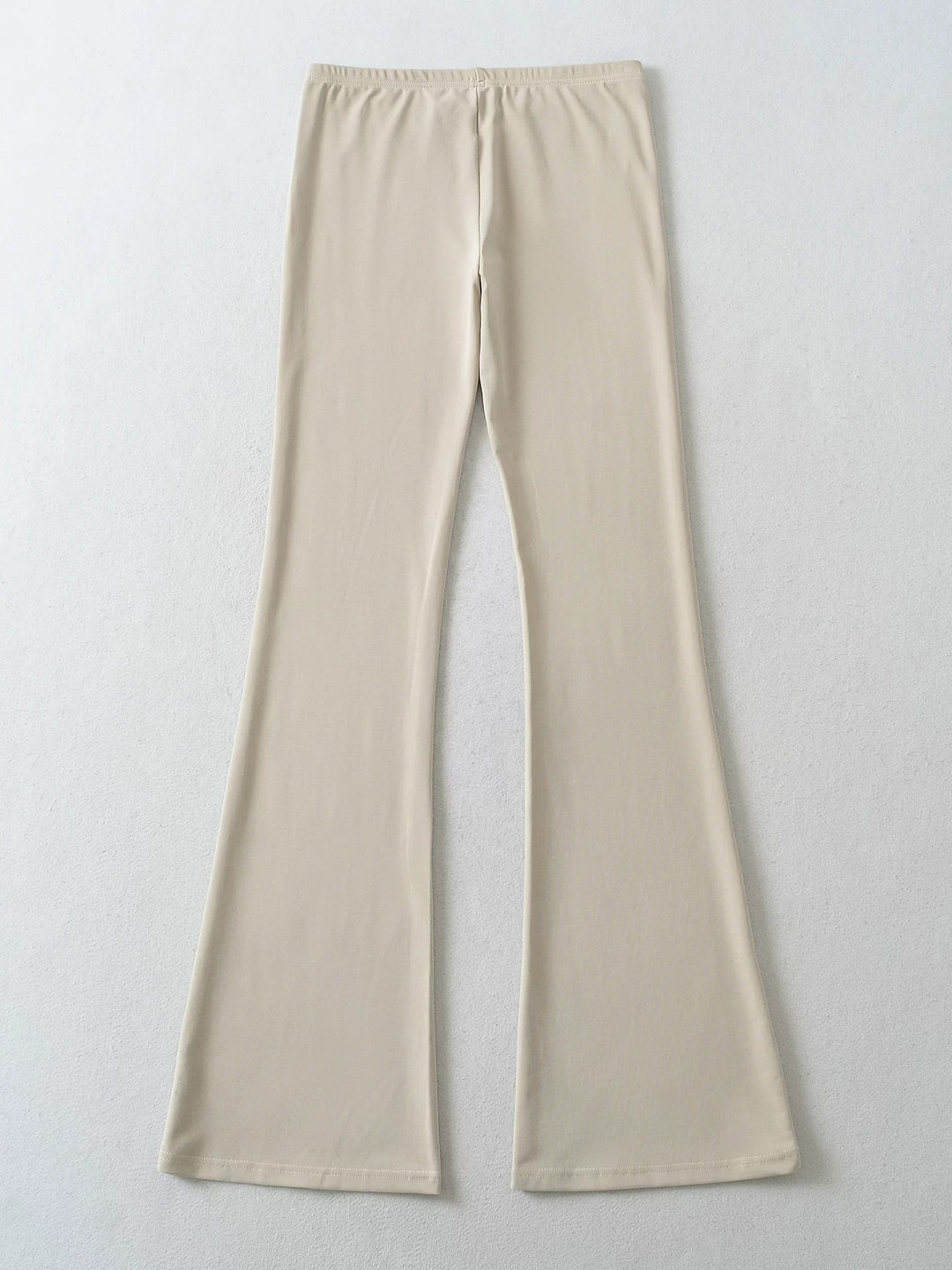 フィットフレアパンツ