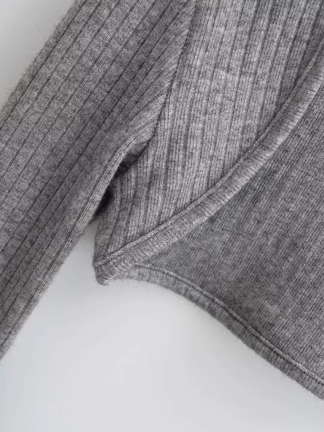 スリットスリーブリブニットボレロカーディガン