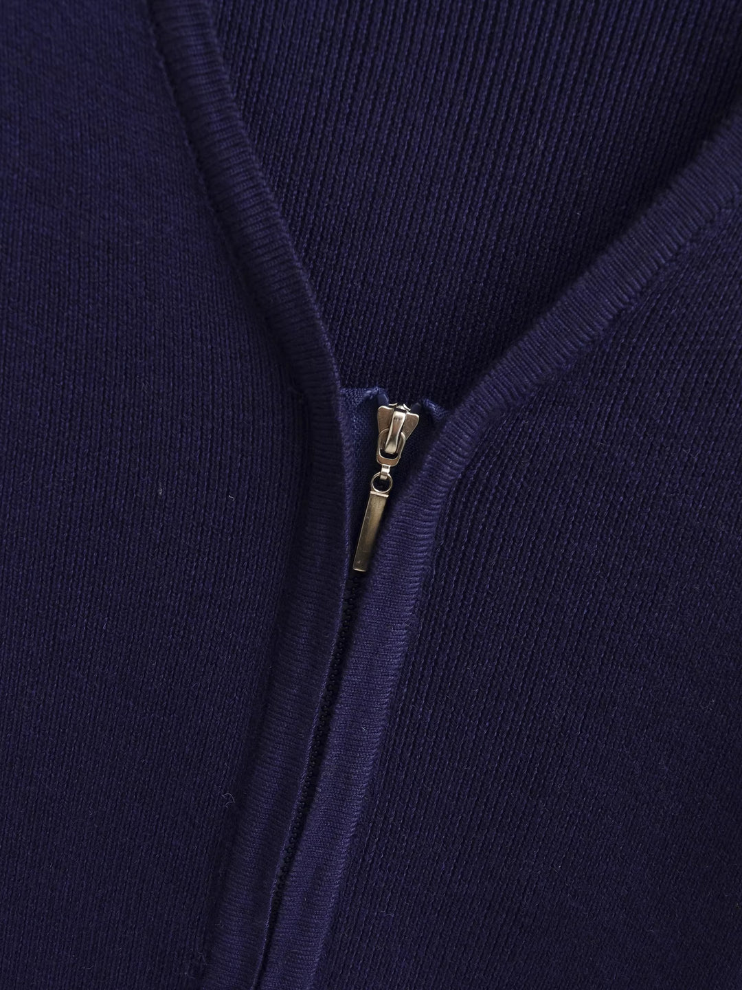 ノーカラーVネックジップカーディガン