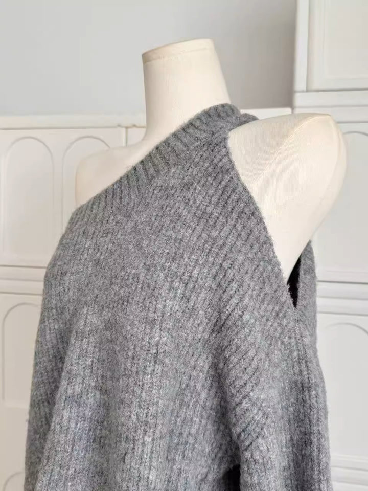 アシンメトリーオフショルダーロングセーター