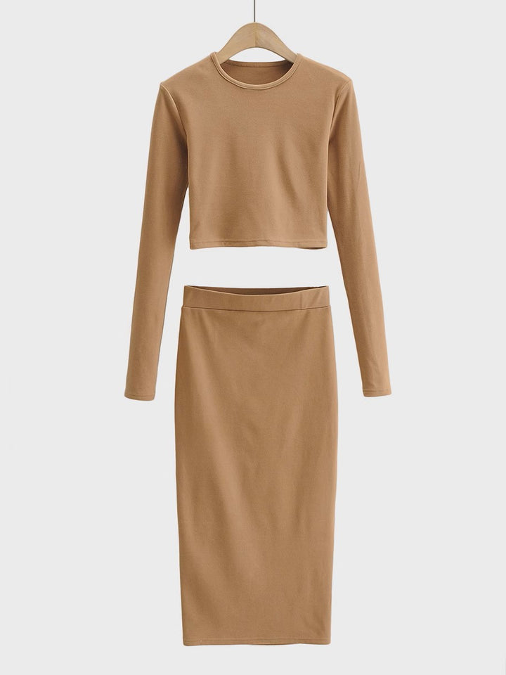 クロップドトップ＆ナロースカート セット