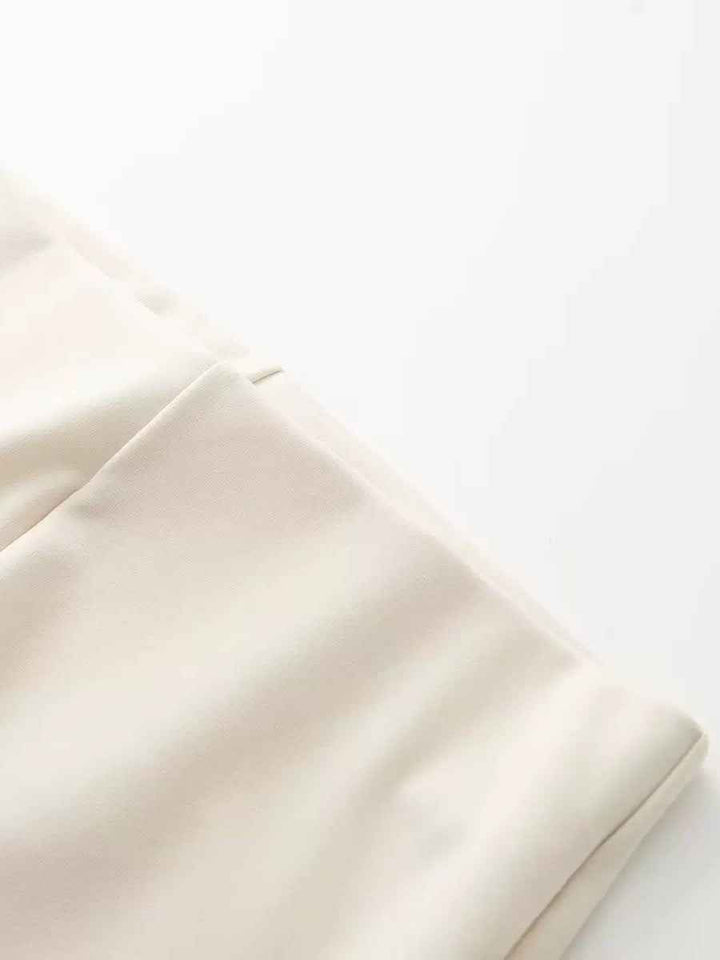 バックオープンTシャツパンツセット