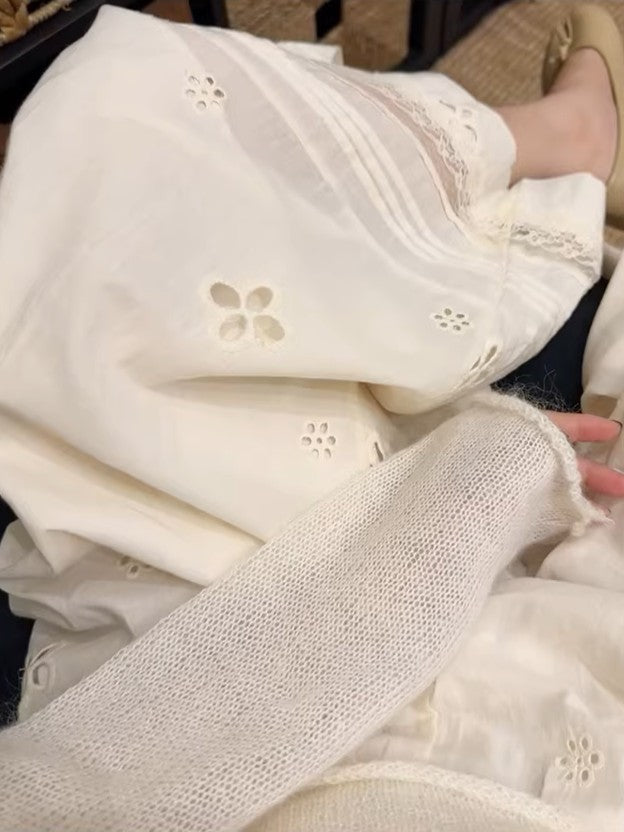 フラワーカットワーク刺繍コットンワイドパンツ