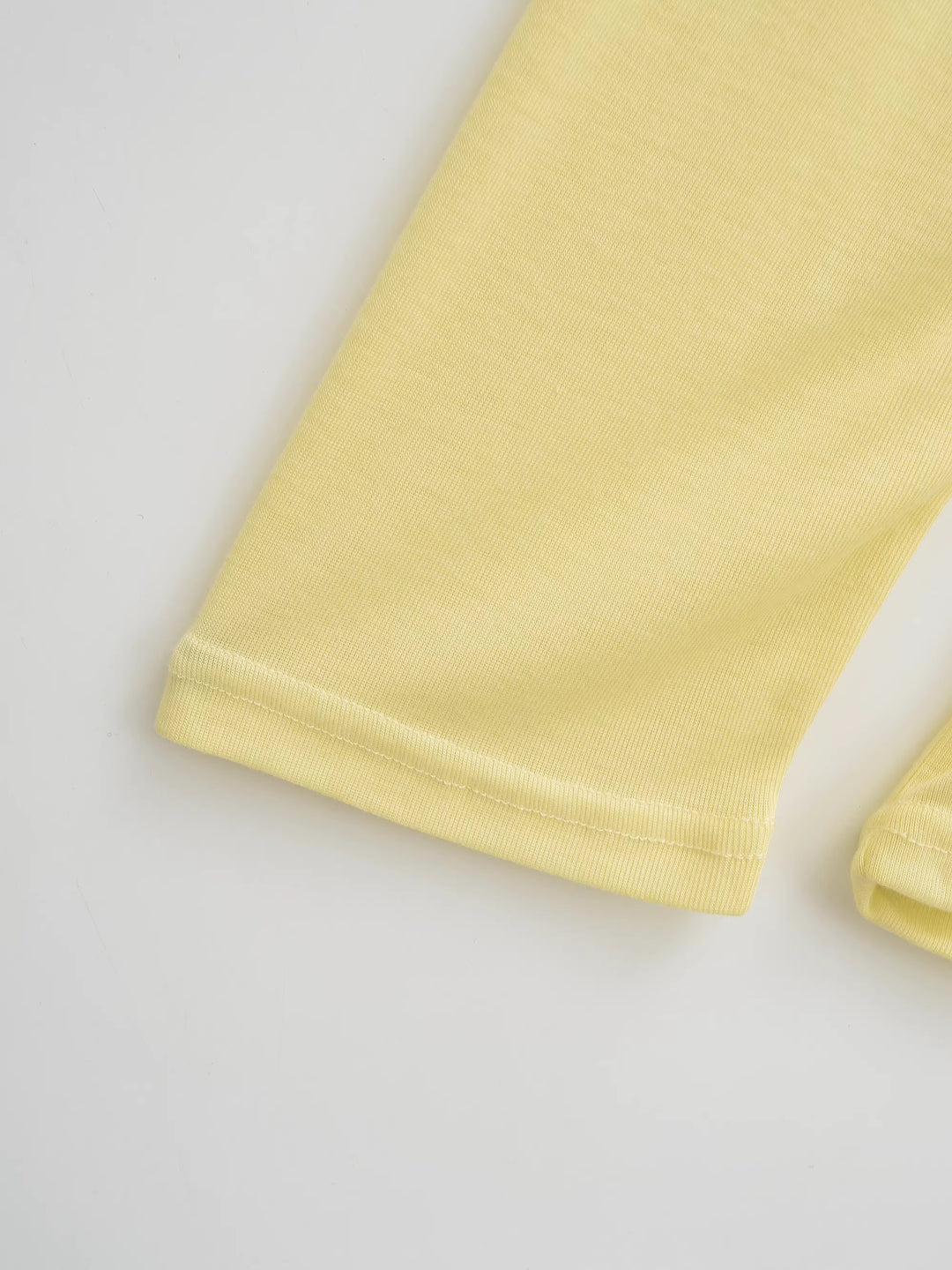 オフショルダーウエストタイトップス