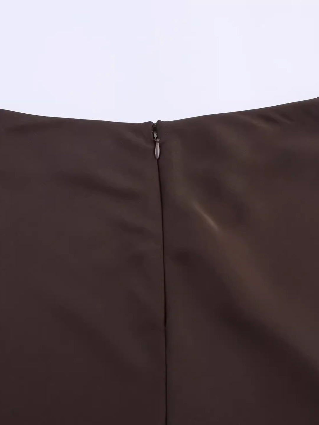 レーストリムスリットサテンミディスカート