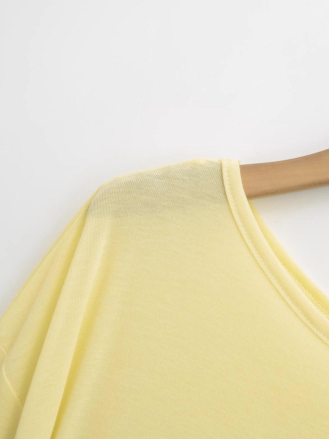 オフショルダーウエストタイトップス