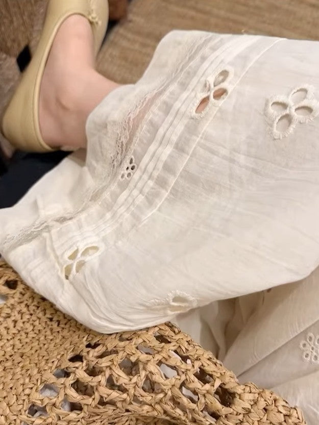 フラワーカットワーク刺繍コットンワイドパンツ