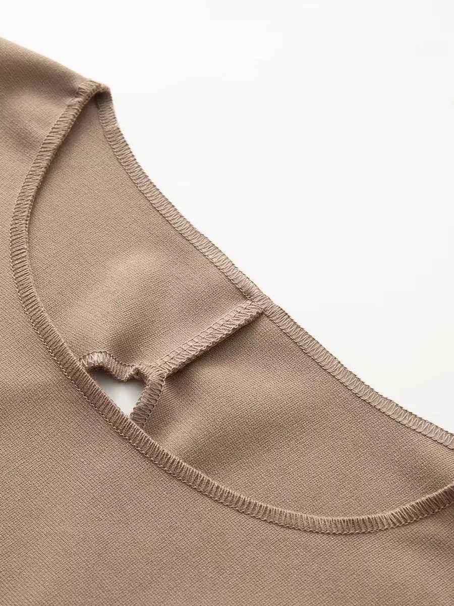 バックオープンTシャツパンツセット