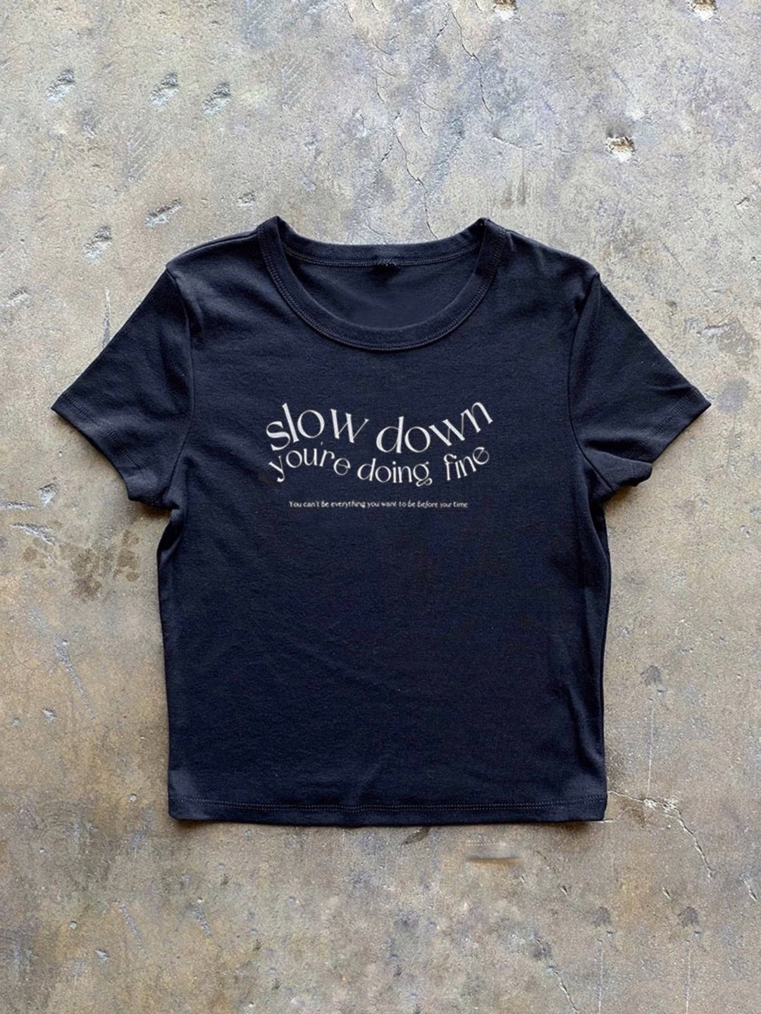 Slow Down Logo プリントTシャツ